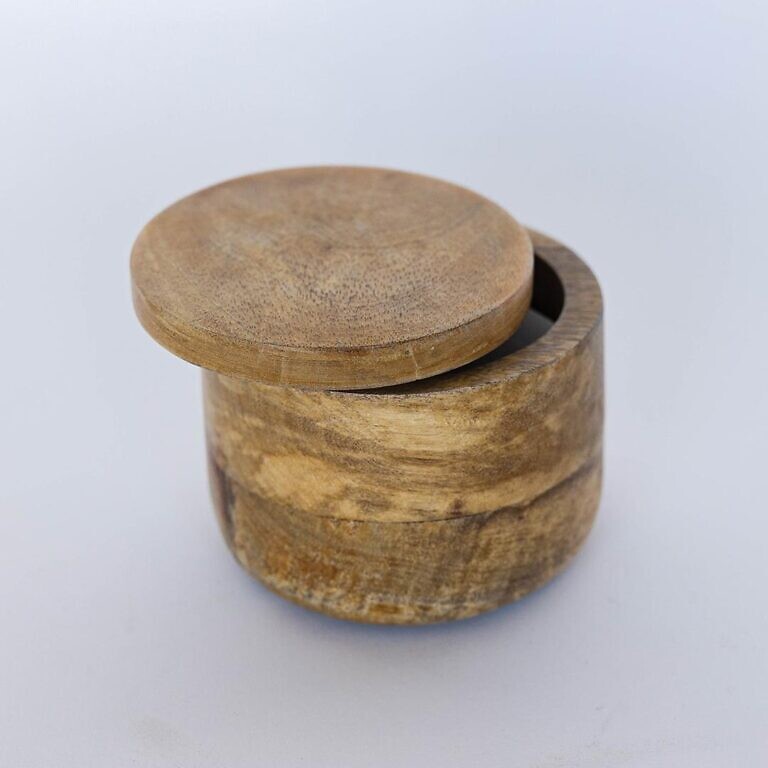 imw-007-s-1_53095.jpg